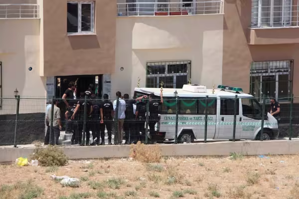 ceylanpinar-iki-polis2.jpg