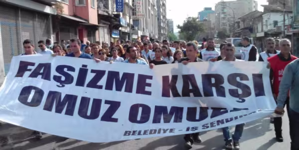 fasizme.jpg