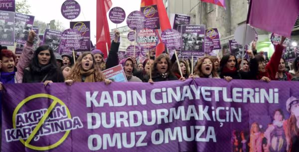 kadinlar-kadina-siddete-karsi-yuruduler_8524_dhaphoto6.jpg