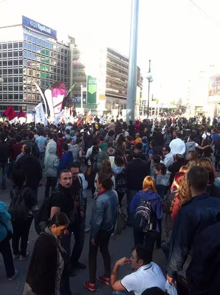 kizilay_31mayis_6.jpg
