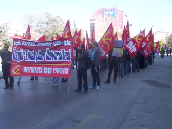 ozgur_emekciler.jpg